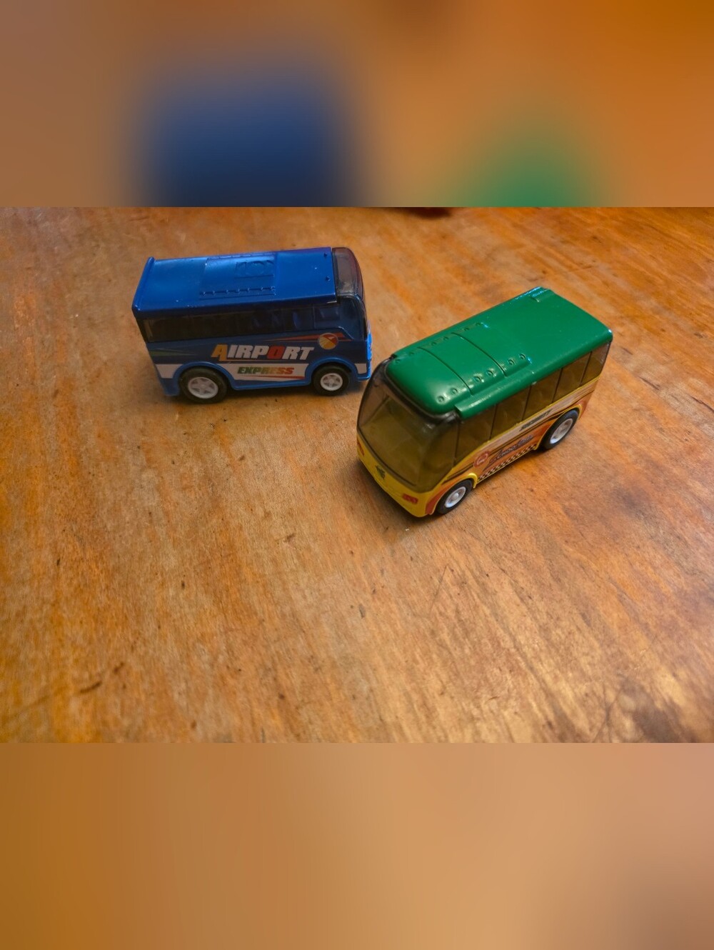 Lot Of 2 Pullback Buss Toys International Toys